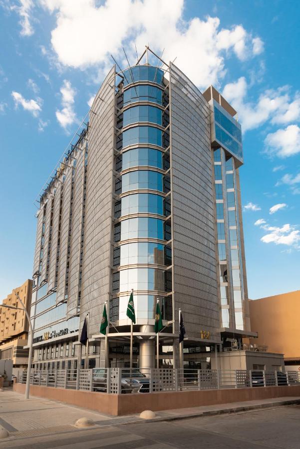 Warwick Riyadh Al Wezarat 外观 照片